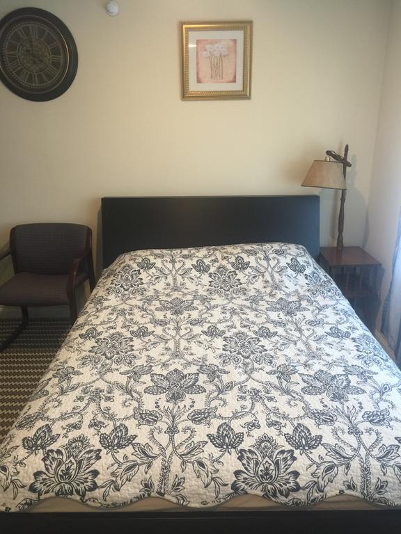 Misquamicut Beach Front Inn Уэстерли Экстерьер фото