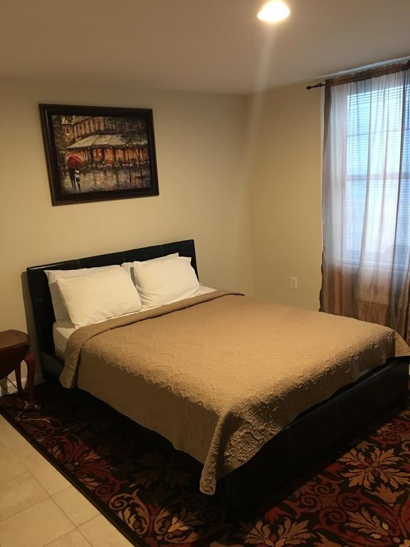 Misquamicut Beach Front Inn Уэстерли Экстерьер фото