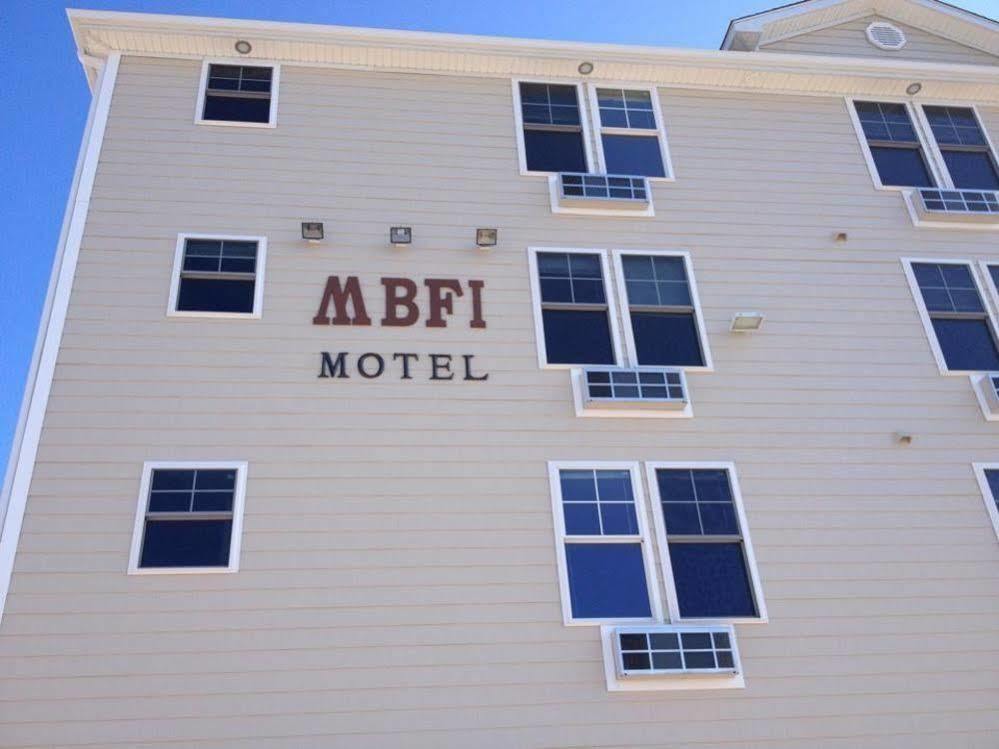 Misquamicut Beach Front Inn Уэстерли Экстерьер фото