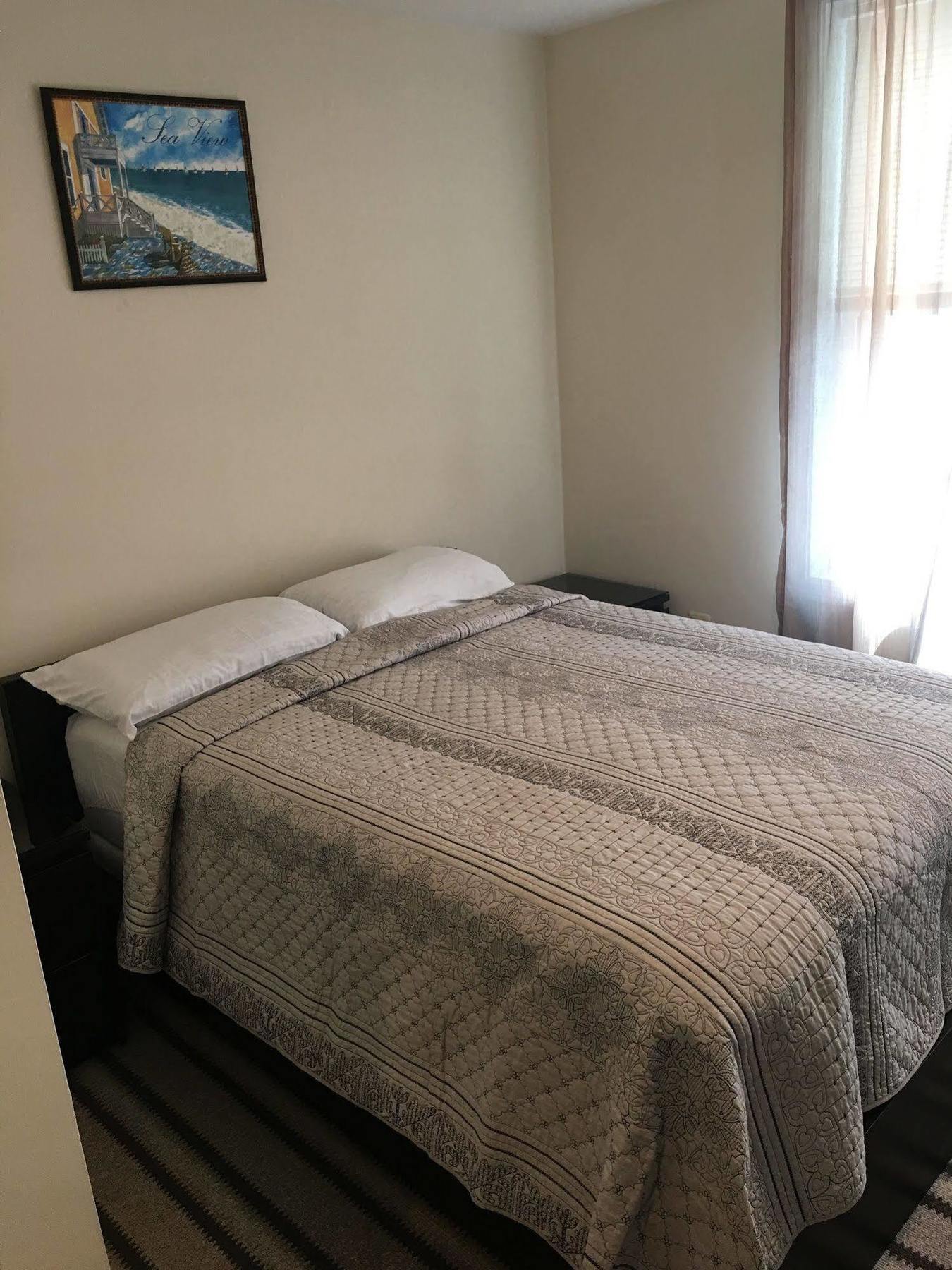 Misquamicut Beach Front Inn Уэстерли Экстерьер фото